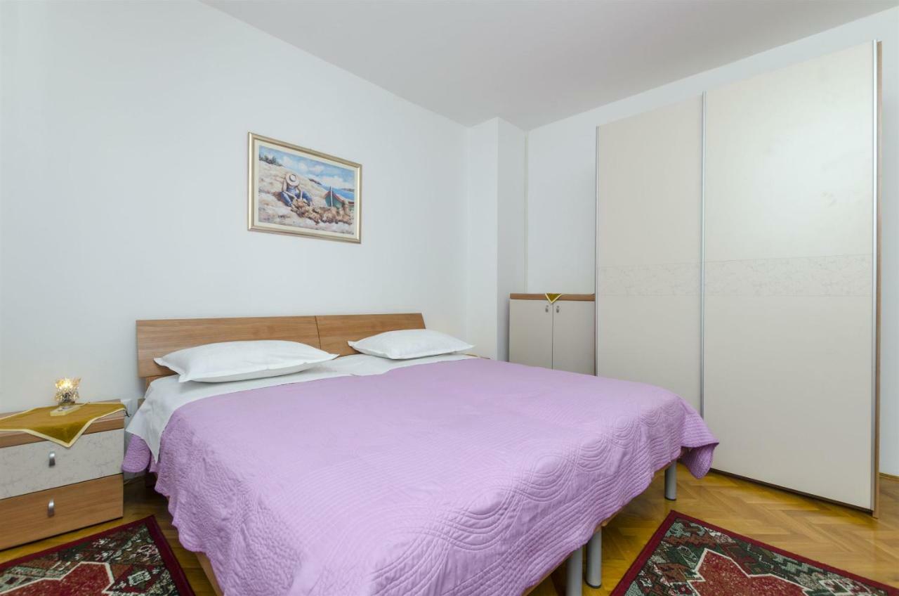 Apartments Karmela Primosten Ngoại thất bức ảnh